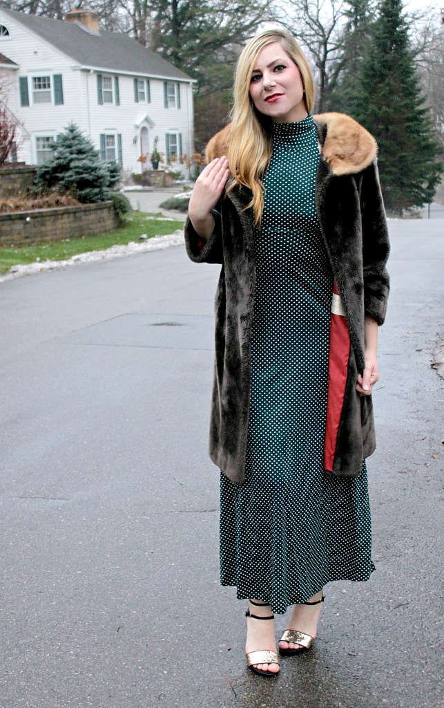 holiday-glam_-vintage-faux-fur-green-polka-dot-dress-glitter-heels-643x1024