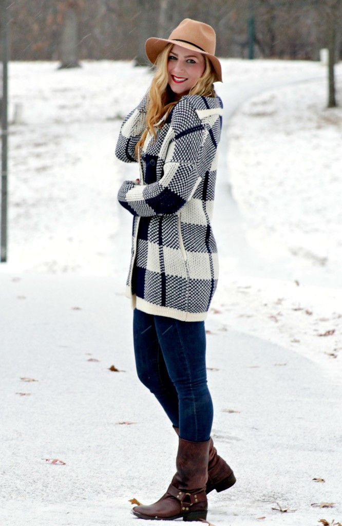 winter style felt fedora, oversized JOA sweater, Gap skinny jeans, Lucky Brand boots