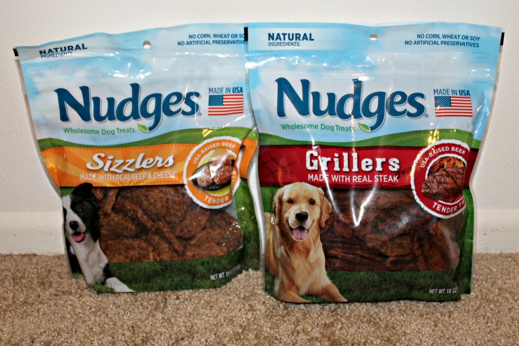 Nudges Dog Treats with Real Meat