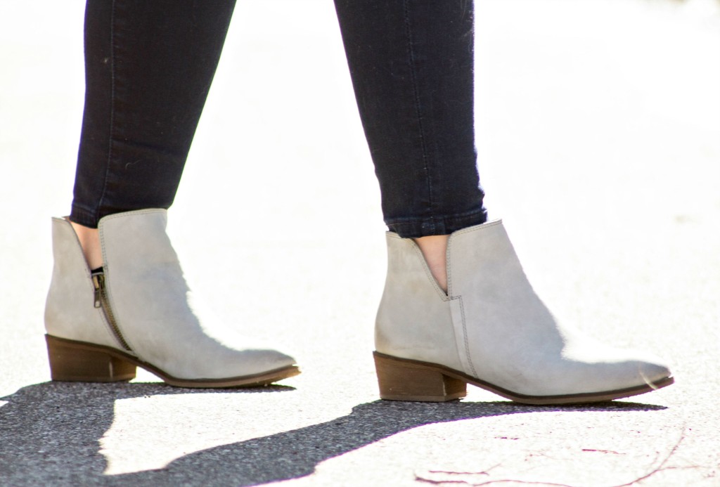 Splendid gray booties