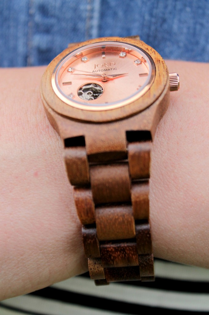 Wood watch from Jord
